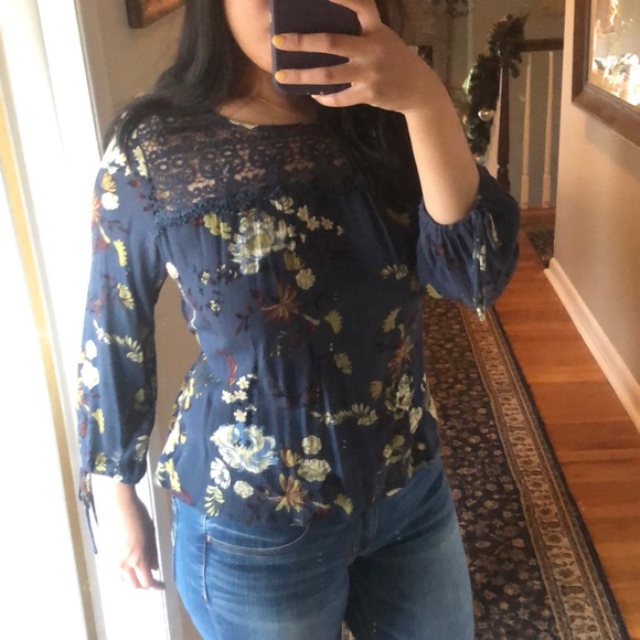 American Rag Blouse - Picture 3 of 6